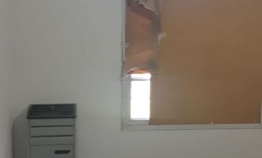Venta Monte Grande Casa de 2 Dormitorios, entrada de Auto y fondo libre