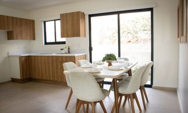 CASA EN ZONA ROSARITO ESTE, BLVD SHARP, MODELO BENJAMINA