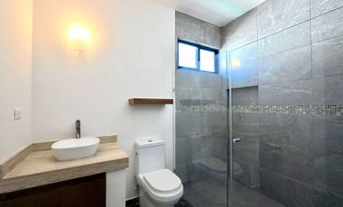 CASA VENTA MÉRIDA, 4 HABITACIONES, ALBERCA, 559 DE CONSTRUCCIÓN, BELLAVISTA, DZITYÁ.