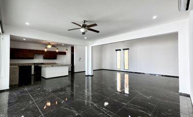 CASA VENTA MÉRIDA, 4 HABITACIONES, ALBERCA, 559 DE CONSTRUCCIÓN, BELLAVISTA, DZITYÁ.