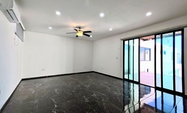 CASA VENTA MÉRIDA, 4 HABITACIONES, ALBERCA, 559 DE CONSTRUCCIÓN, BELLAVISTA, DZITYÁ.