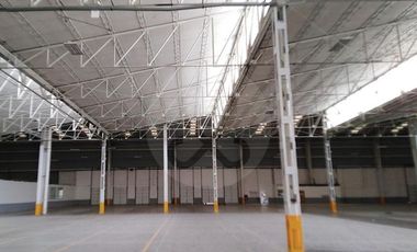 Nave industrial en renta en San Martín Xochinahuac