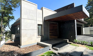 Extraordinaria Residencia en Los Encinos