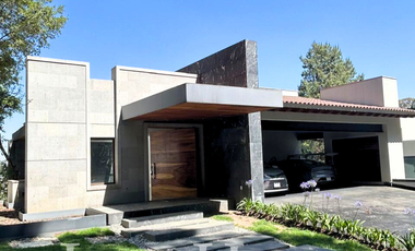 Extraordinaria Residencia en Los Encinos