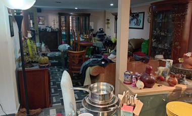 Casa en Venta, ya sea para actualizar o Desarrollar Proyecto de Departamentos,