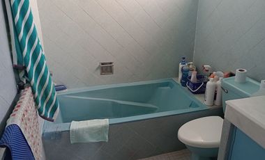 Casa en Venta, ya sea para actualizar o Desarrollar Proyecto de Departamentos,