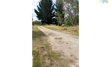 SE VENDE HERMOSO CAMPO CON AMPLIA CASA DE 2 PISOS EN PURRANQUE