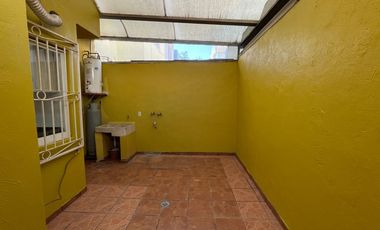 Casa de Dos NIveles en Hacienda Real Tonala