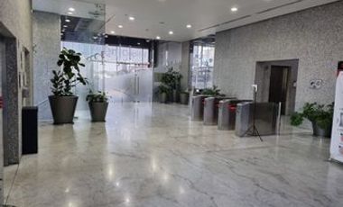 Oficina en renta en El Country Club