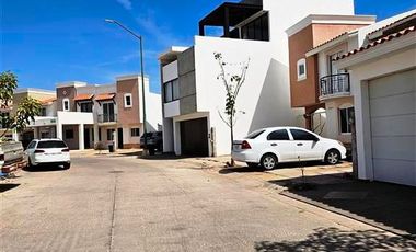 Se vende casa en Portabelo, sector hospital general