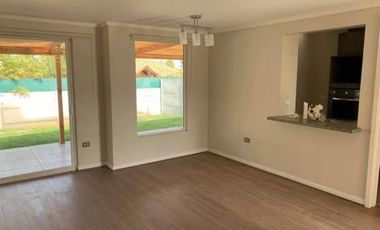 ARRIENDO CASA 3HAB 2BA AYRES DE CHICUREO