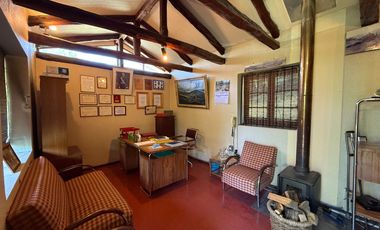 TERRENO DE 16450M2 CON CASA, PISCINA, OFICINA Y GALPÓN