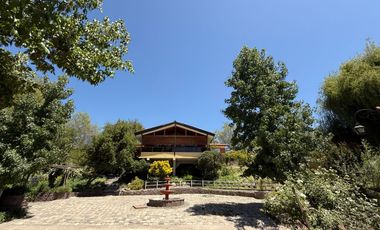 TERRENO DE 16450M2 CON CASA, PISCINA, OFICINA Y GALPÓN