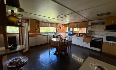 TERRENO DE 16450M2 CON CASA, PISCINA, OFICINA Y GALPÓN