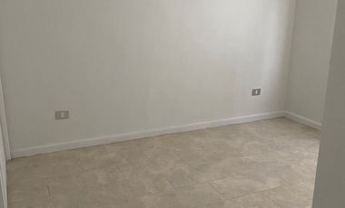 DEPARTAMENTO PRIMER PISO 2 DORMITORIOS 2 BAÑOS