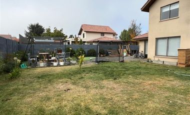 Casa en Arriendo en El Polo, Machalí