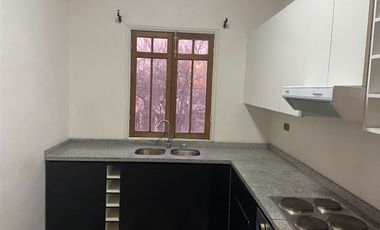 Casa en Arriendo en Metro República