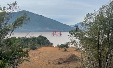 Sitio en Venta en Chiburgo