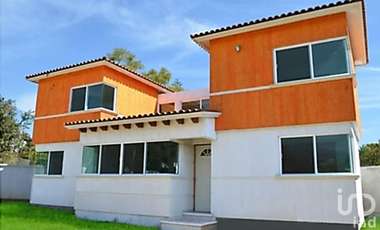 Casa en venta en Tlayacapan, Morelos