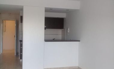 Hermoso monoambiente con Balcon, Parrilla, Pileta