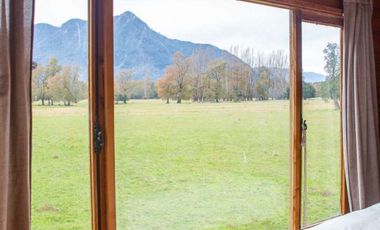 Venta de propiedad con dos casas en sector residencial de Pucón