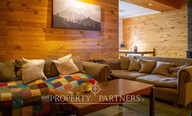 Venta de propiedad con dos casas en sector residencial de Pucón