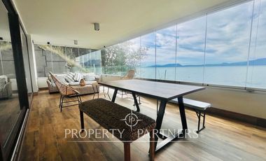 ¡Vacaciones de lujo con vista al Lago Villarrica en Pucón!