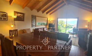 Cómoda casa con Vista al Lago Villarrica