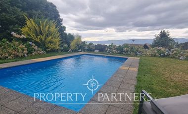 Cómoda casa con Vista al Lago Villarrica