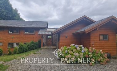 Cómoda casa con Vista al Lago Villarrica