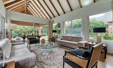 Gran casa estilo inglesa, Las Pataguas.
