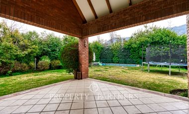 Gran casa estilo inglesa, Las Pataguas.