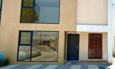 CASA EN VENTA CONDOMINIO HORIZONTAL