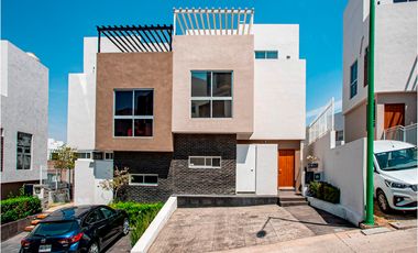 Casa en Venta en Colinas de San Isidro