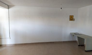 Local en Venta Paseos de San Isidro, San Juan del Río, Querétaro.