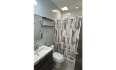 RENTA CASAEN BOSQUES DEL CONTRY, GUADALUPE, N.L.