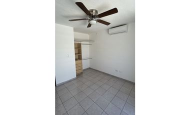 RENTA CASAEN BOSQUES DEL CONTRY, GUADALUPE, N.L.