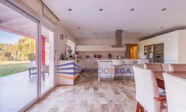 Casa en alquiler en El Nacional Club de Campo
