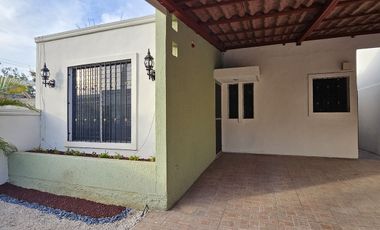 LINDA CASITA AMUEBLADA CON PICINA AL NORTE DE MERIDA, YUCATAN.