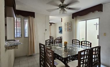 LINDA CASITA AMUEBLADA CON PICINA AL NORTE DE MERIDA, YUCATAN.