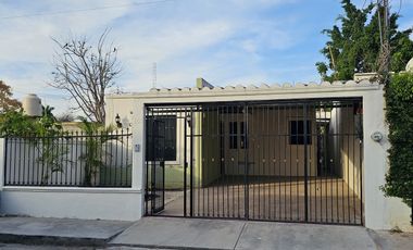 LINDA CASITA AMUEBLADA CON PICINA AL NORTE DE MERIDA, YUCATAN.