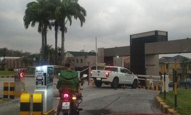 VENTA DE TERRENO EN URB CEIBOS NORTE (VM)