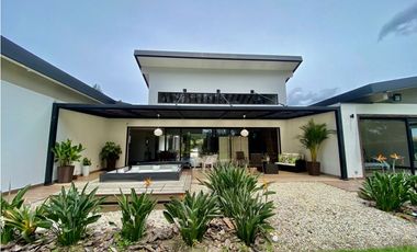 Casa para Arriendo Amoblada en Llanogrande
