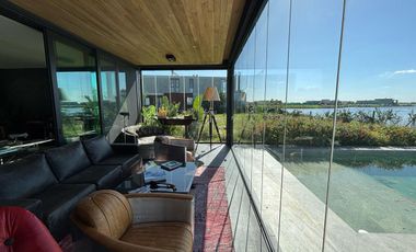 Casa 6 Amb a Estrenar en Venta, Lote Al Lago en Barrio Marinas. Puertos del Lago