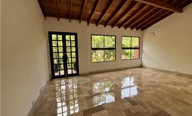Casa en Arriendo en Envigado sector Abadía