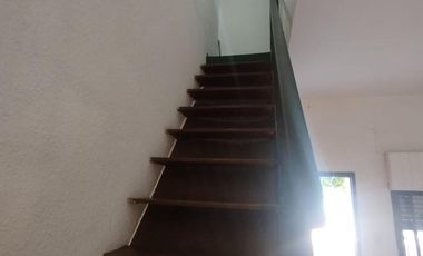 Casa en alquiler - 1 Dormitorio 2 Baños - 50Mts2 - La Plata