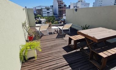 Departamento en  Alquiler duplex con terraza propia parrilla todo luz!