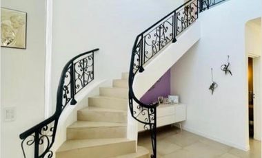 Casa en Alquiler Anual Amoblada 4 Amb con Piscina Las Tipas Nordelta Tigre