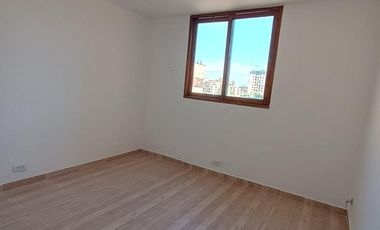 Departamento en calle San Lorenzo esq. Av. España
