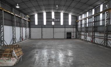 Depósito en Alquiler 1600m2 - Mixtura 3 - La Boca